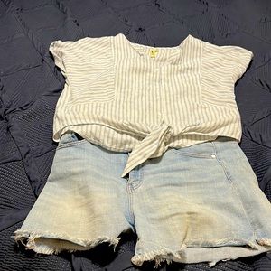 Large, Lara fashion top